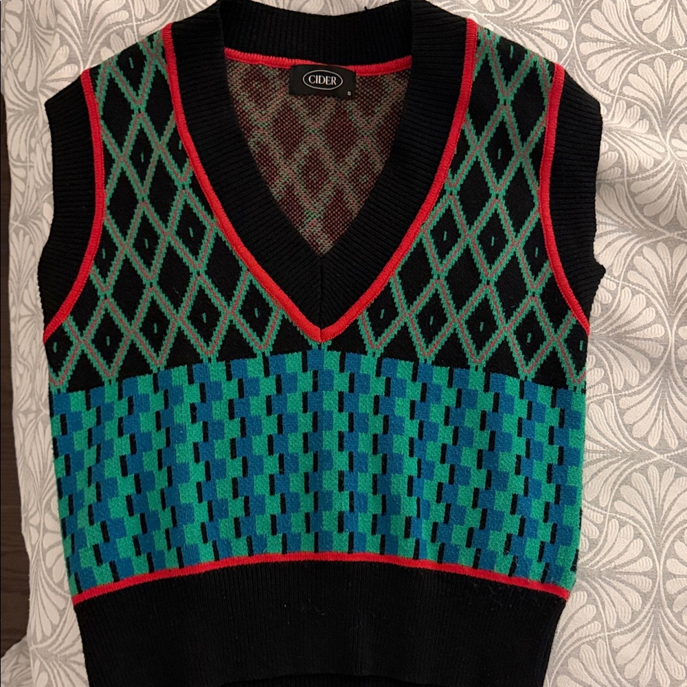 Cider Black and Teal Geometric Knit Vest